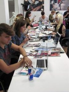 Университет VIAMODA INDUSTRIAL - VIAMODA Szkoła Wyższa w Warszawie