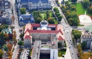 Университет Адама Мицкевича в Познани